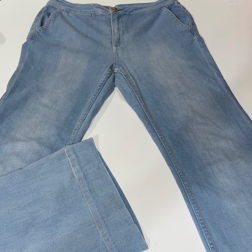 PILCRO and the Letterpress Light Blue Denim Flared leg Jeans 29 Anthropologie